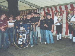 som04